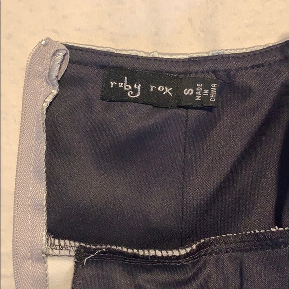 Ruby Rose Dress - Picture 4 of 4